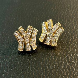 NY Yankees gold tone and rhinestone stud earrings